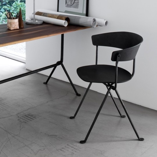 Magis_officina_chair_ambient_multi_SD2051_grey_black_01